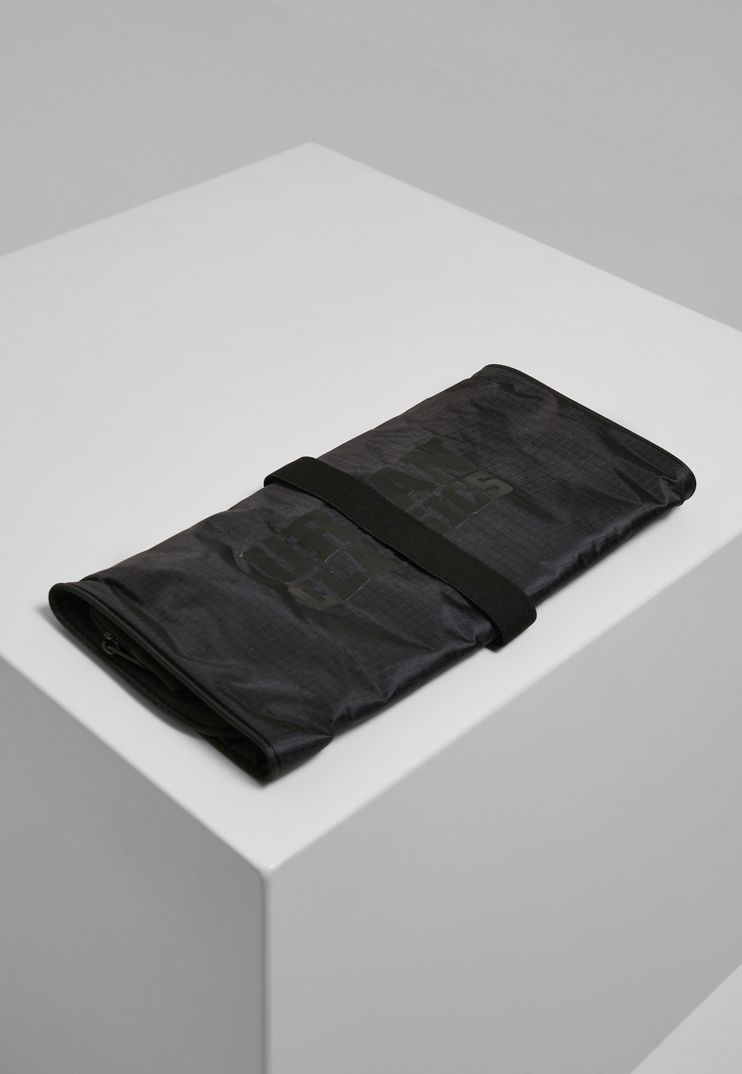 urban-classics-cosmetic-pouch-festival-black-trousse-noire-taille-unique image 4