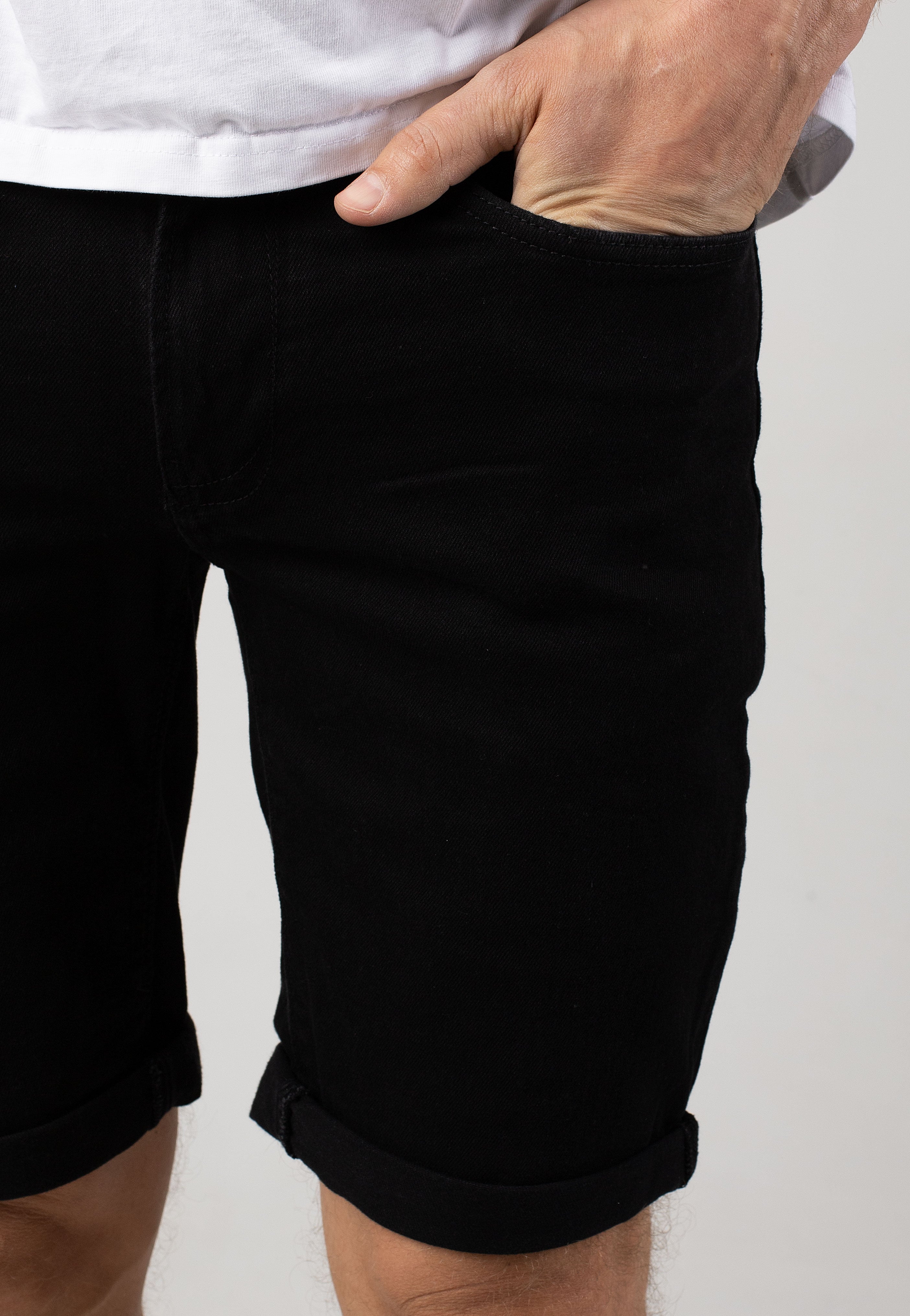 indicode-kaden-ultra-black-short-jean-noir-homme image 5