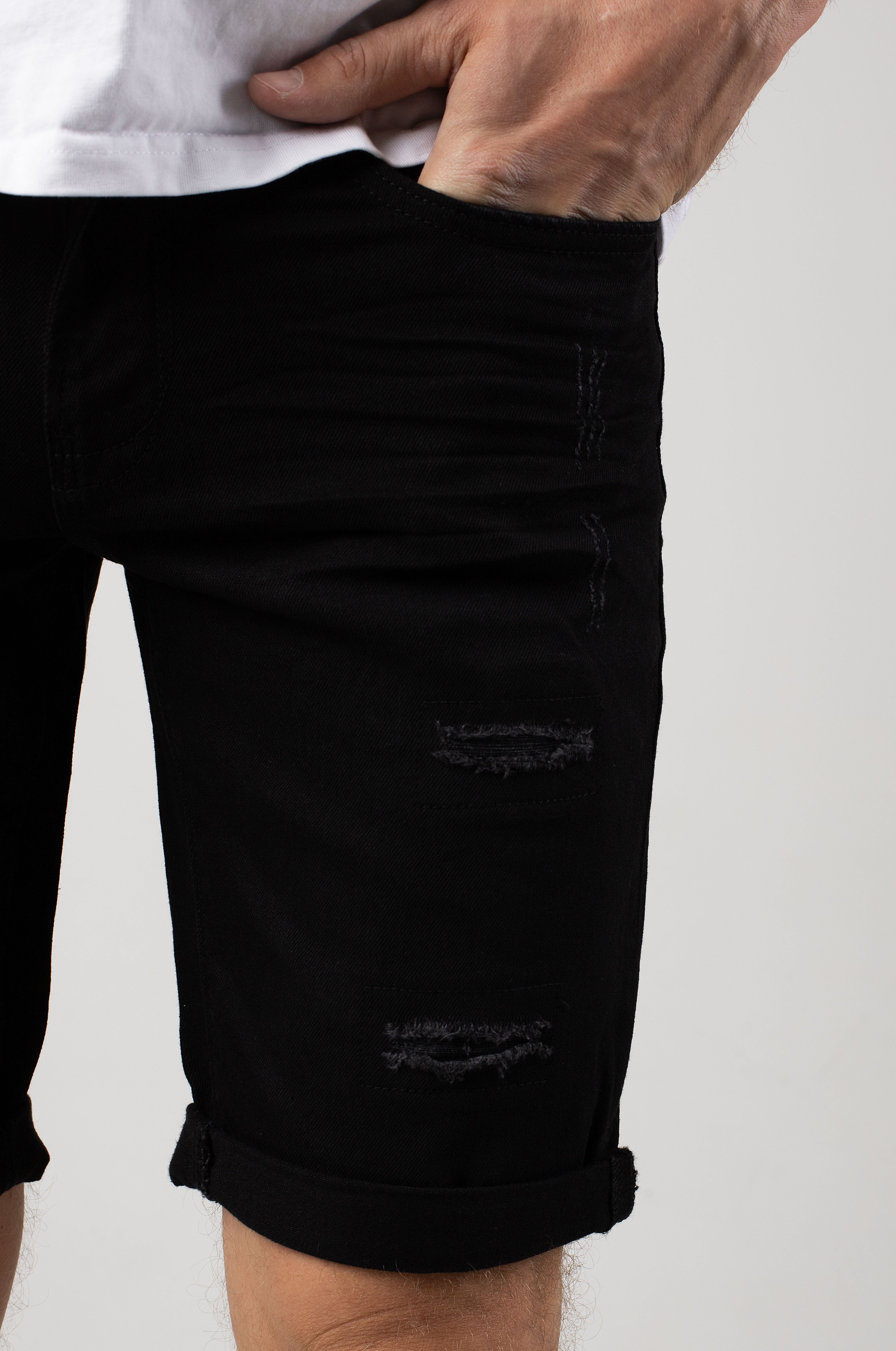 indicode-kaden-holes-ultra-black-short-jean-noir-homme image 2