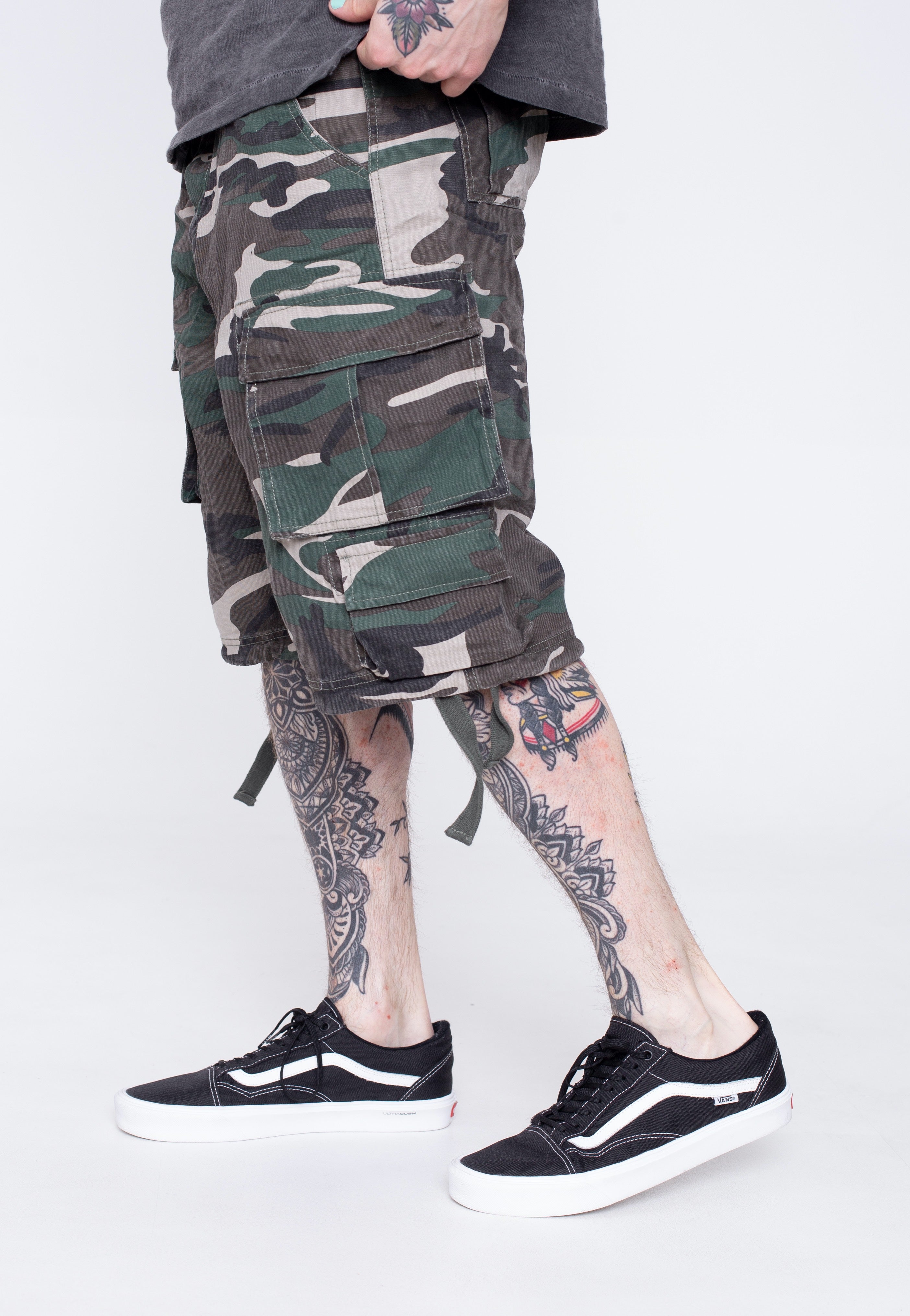 surplus-division-woodland-short-cargo-camouflage-homme image 2