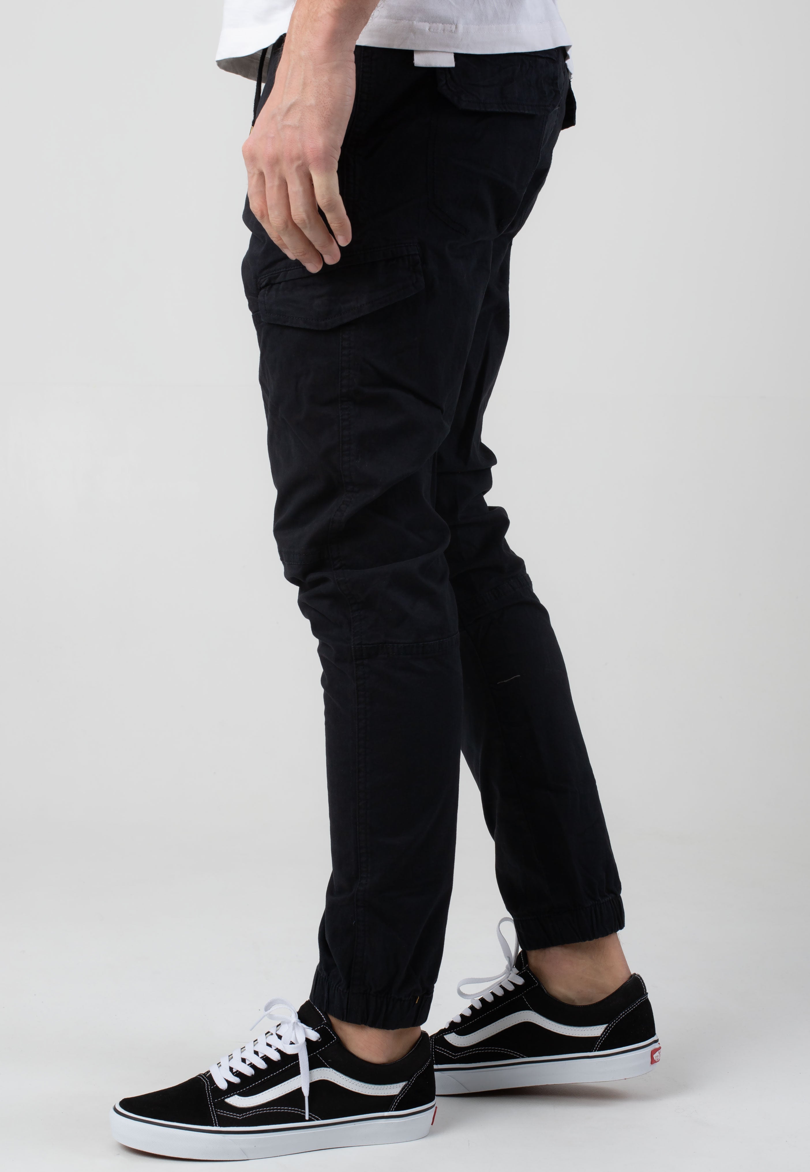 indicode-levino-black-pantalon-cargo-noir-coton-homme image 4