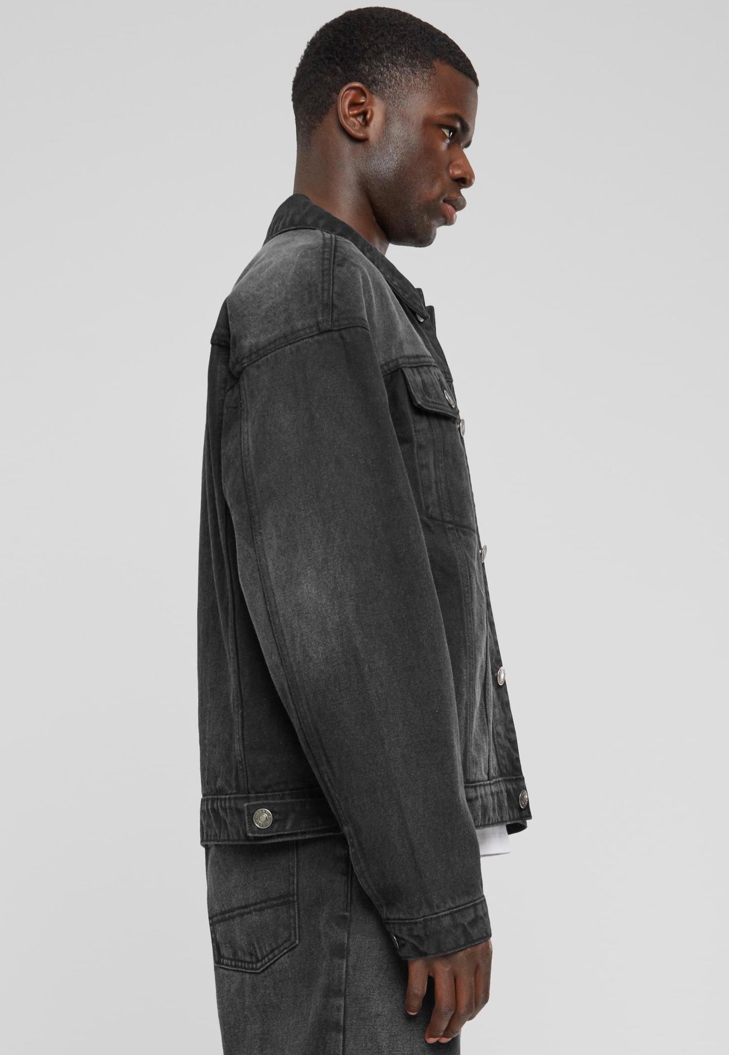 urban-classics-heavy-ounce-boxy-veste-jean-black-washed image 3