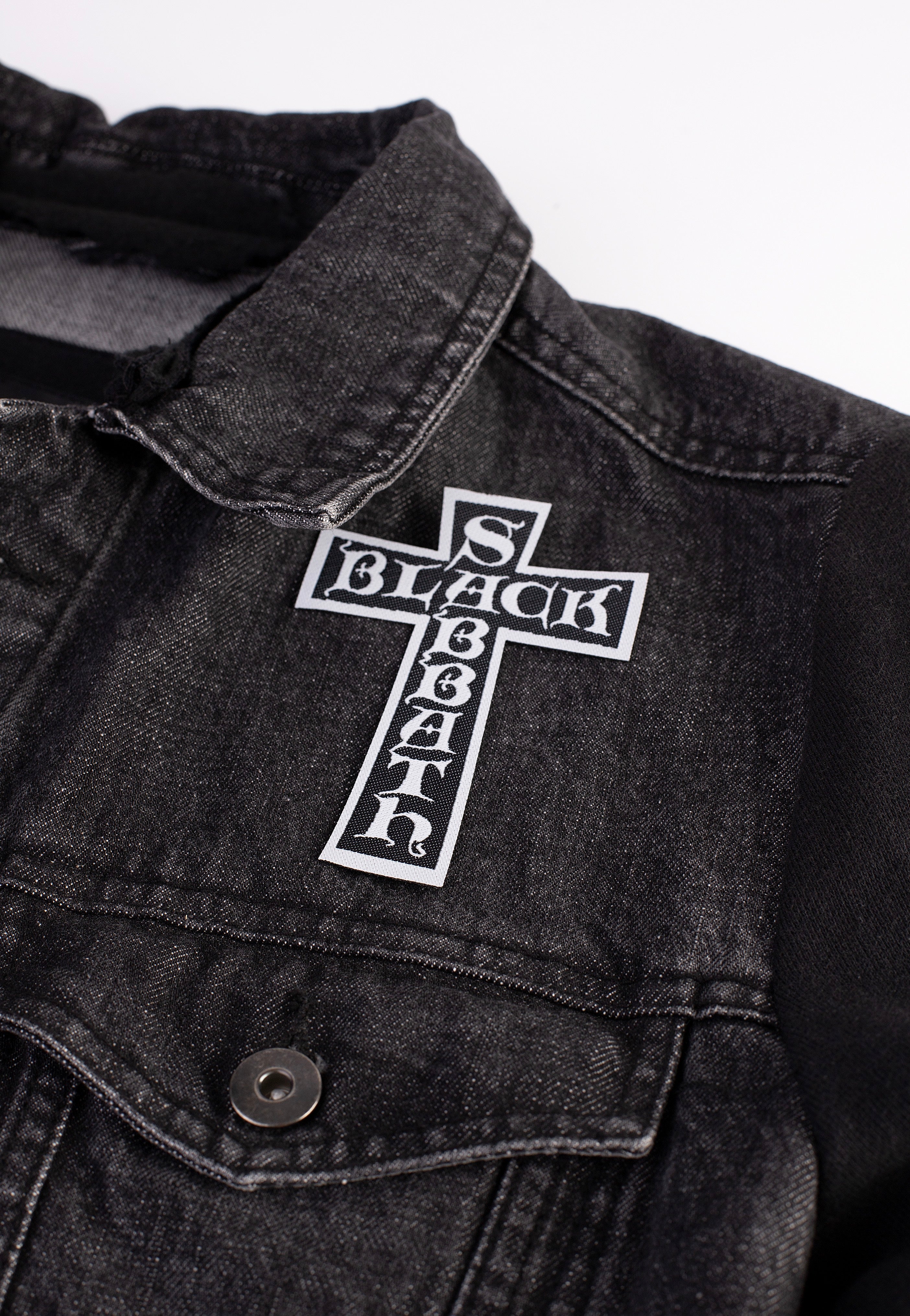 black-sabbath-cross-logo-cut-out-patch-noir image 2
