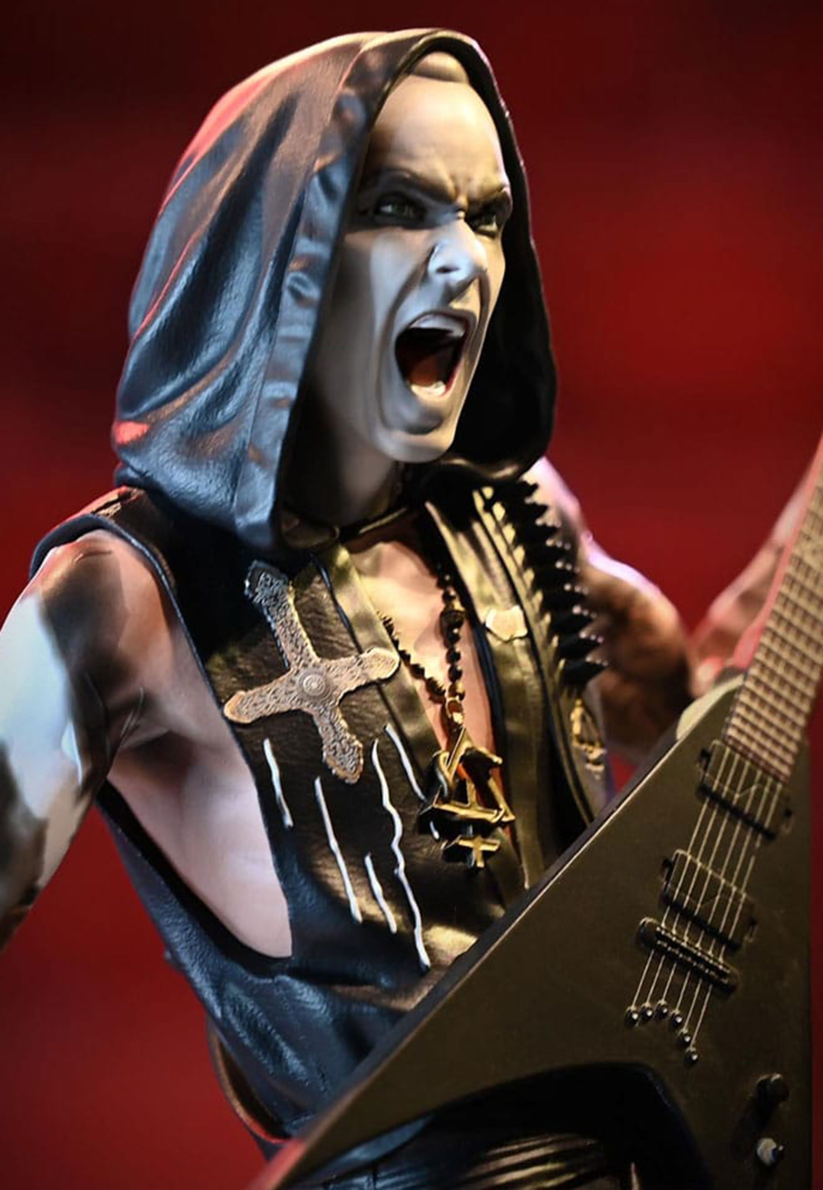 behemoth-nergal-rock-iconz-statue-multicolore image 4