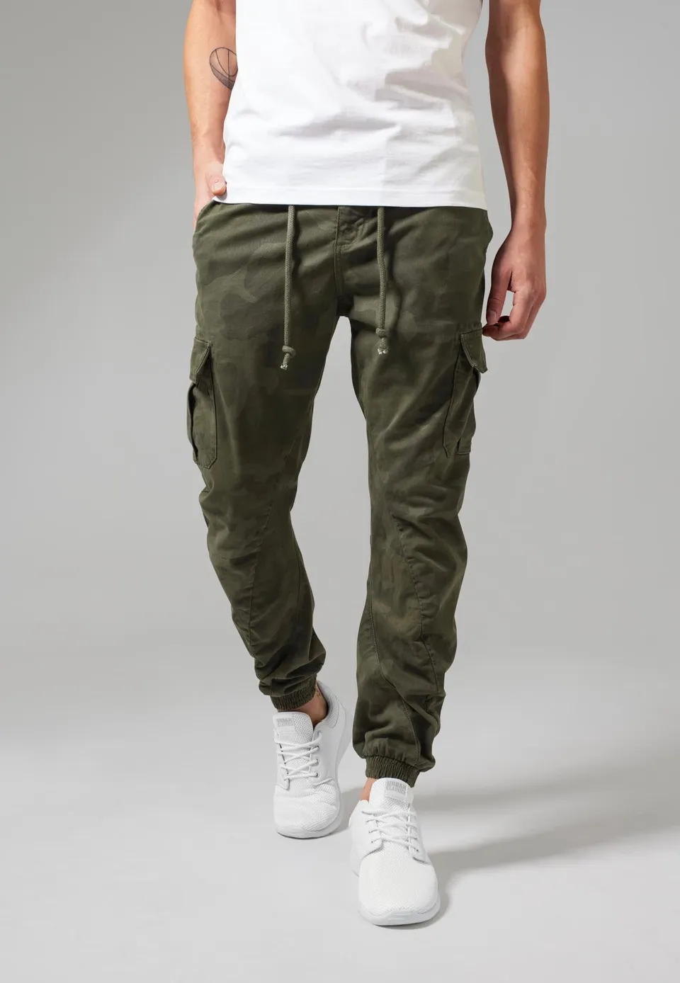 urban-classics-camo-cargo-pantalon-olive-camouflage image 1