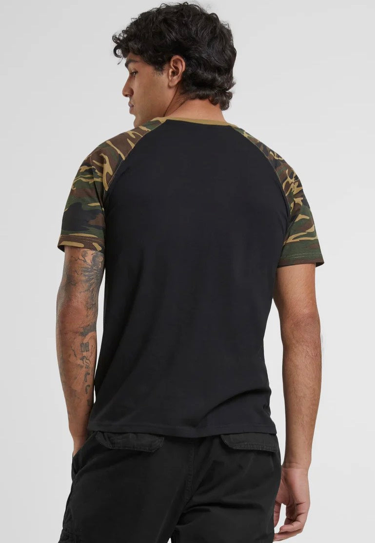 urban-classics-raglan-contrast-t-shirt-noir-woodcamo image 3