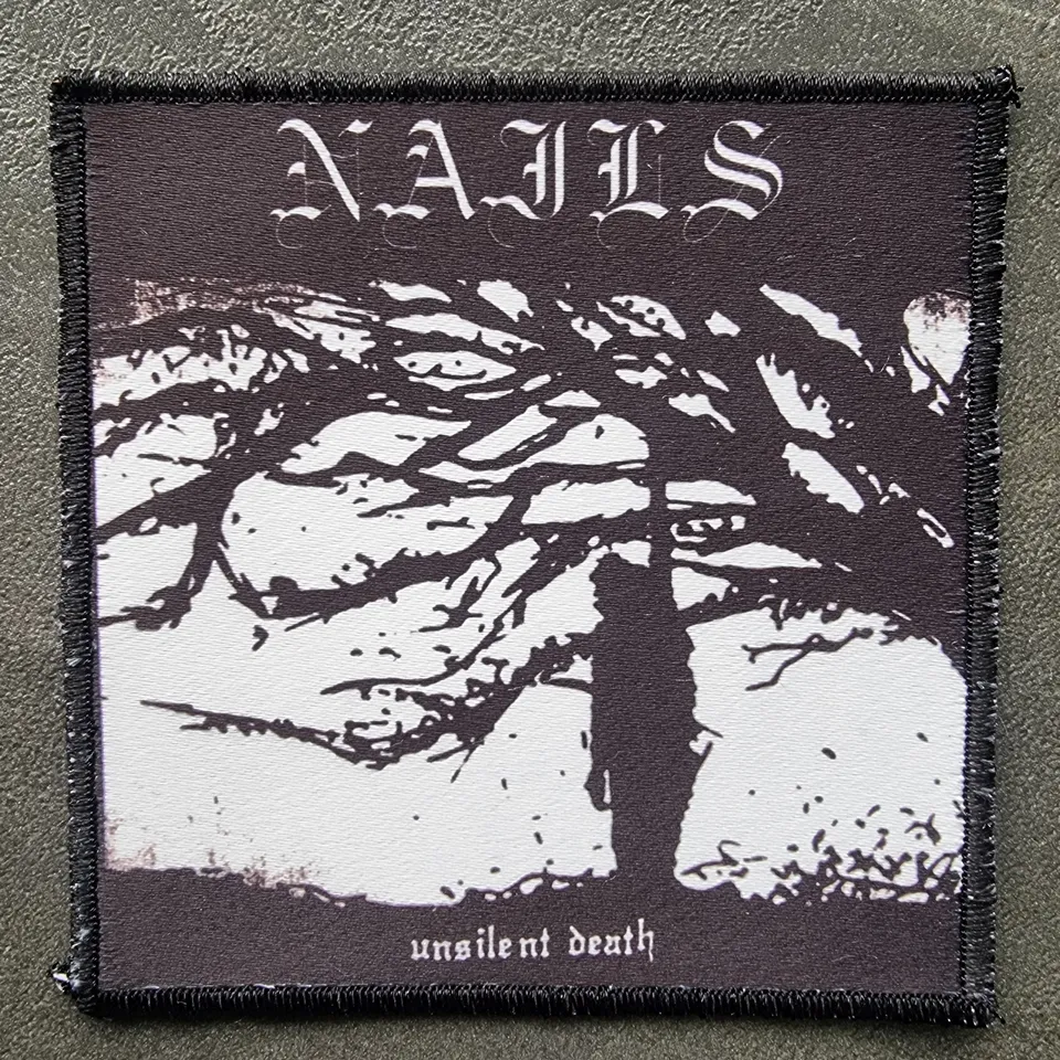 nails-unsilent-death-patch-cusson-coudre image 1