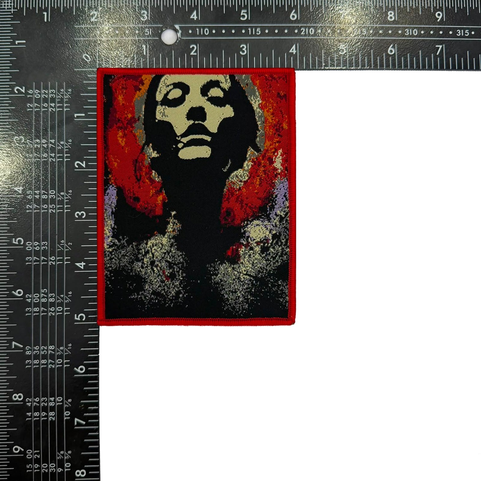 converge-jane-doe-patch-tiss-bordure-rouge image 3