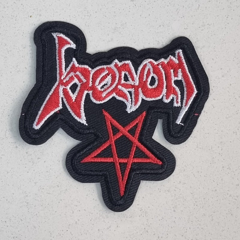 venom-logo-patch-cusson-noir-coudre image 1