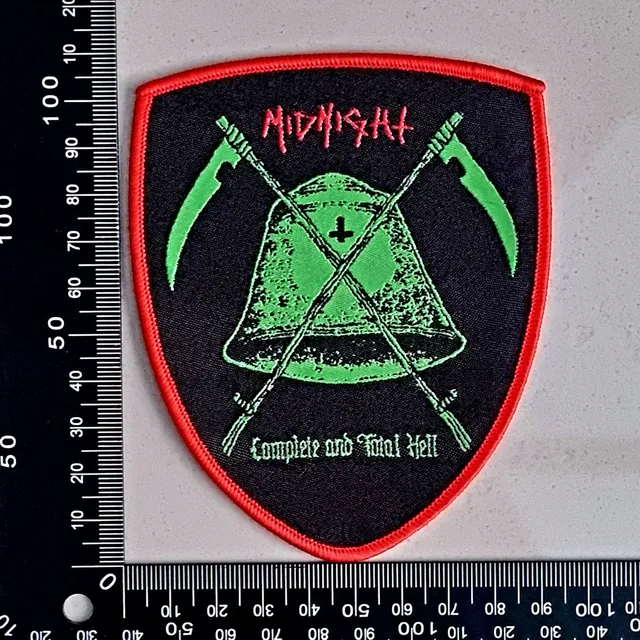 midnight-complete-and-total-hell-patch-bord-rouge-tiss image 1