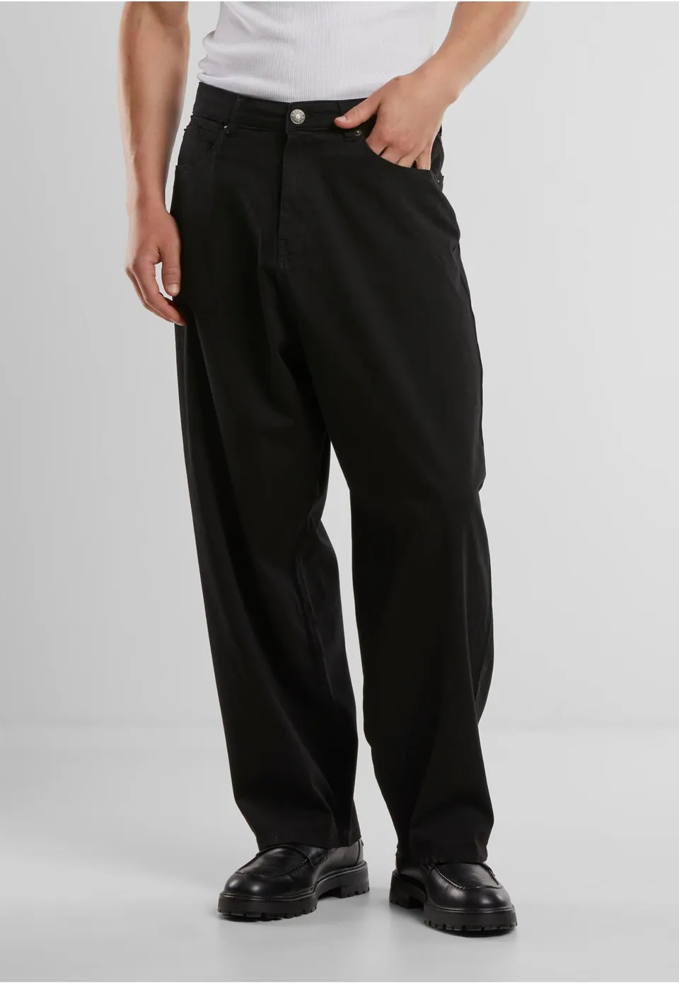 urban-classics-tapered-twill-baggy-pantalon-noir-coton image 1