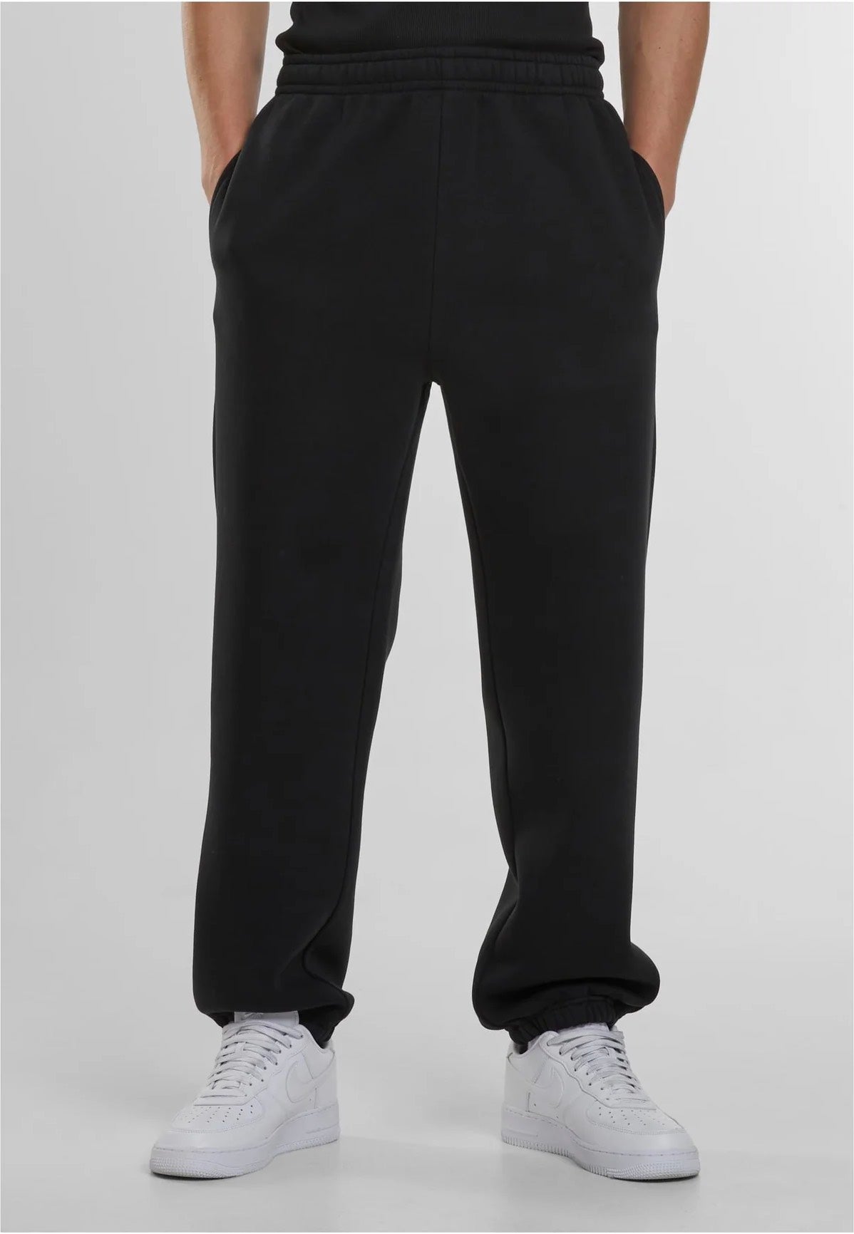 urban-classics-fluffy-black-pantalon-jogging-noir image 1