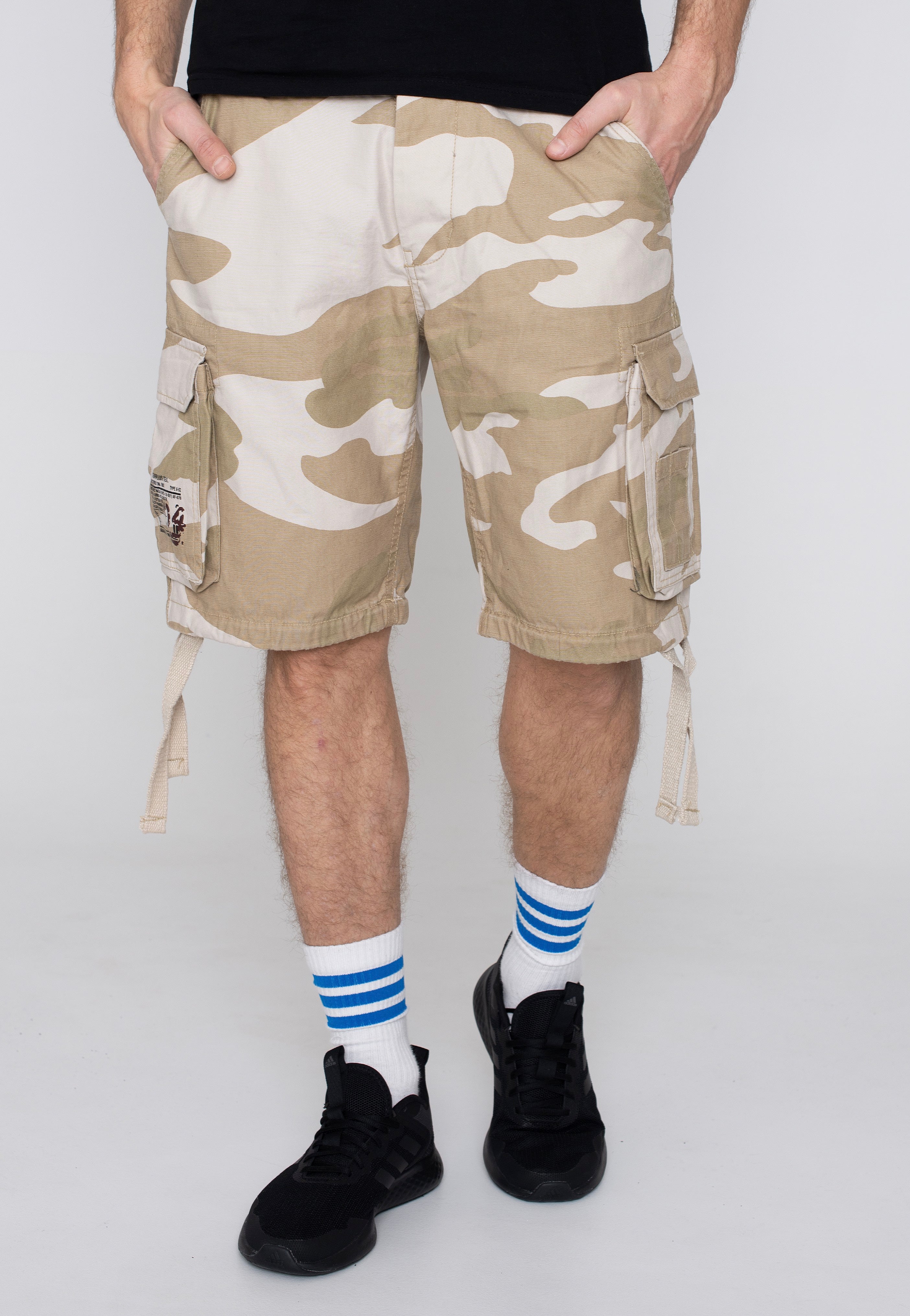 surplus-airborne-vintage-desert-storm-short-cargo-camouflage image 1