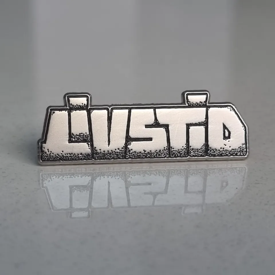livstid-enamel-pin-pin-s-m-tal-mail-hardcore image 1