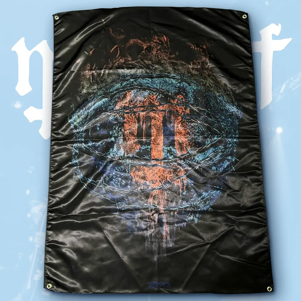 mastiff-decaying-earth-drapeau-tissu-100x70-cm-illets image 1