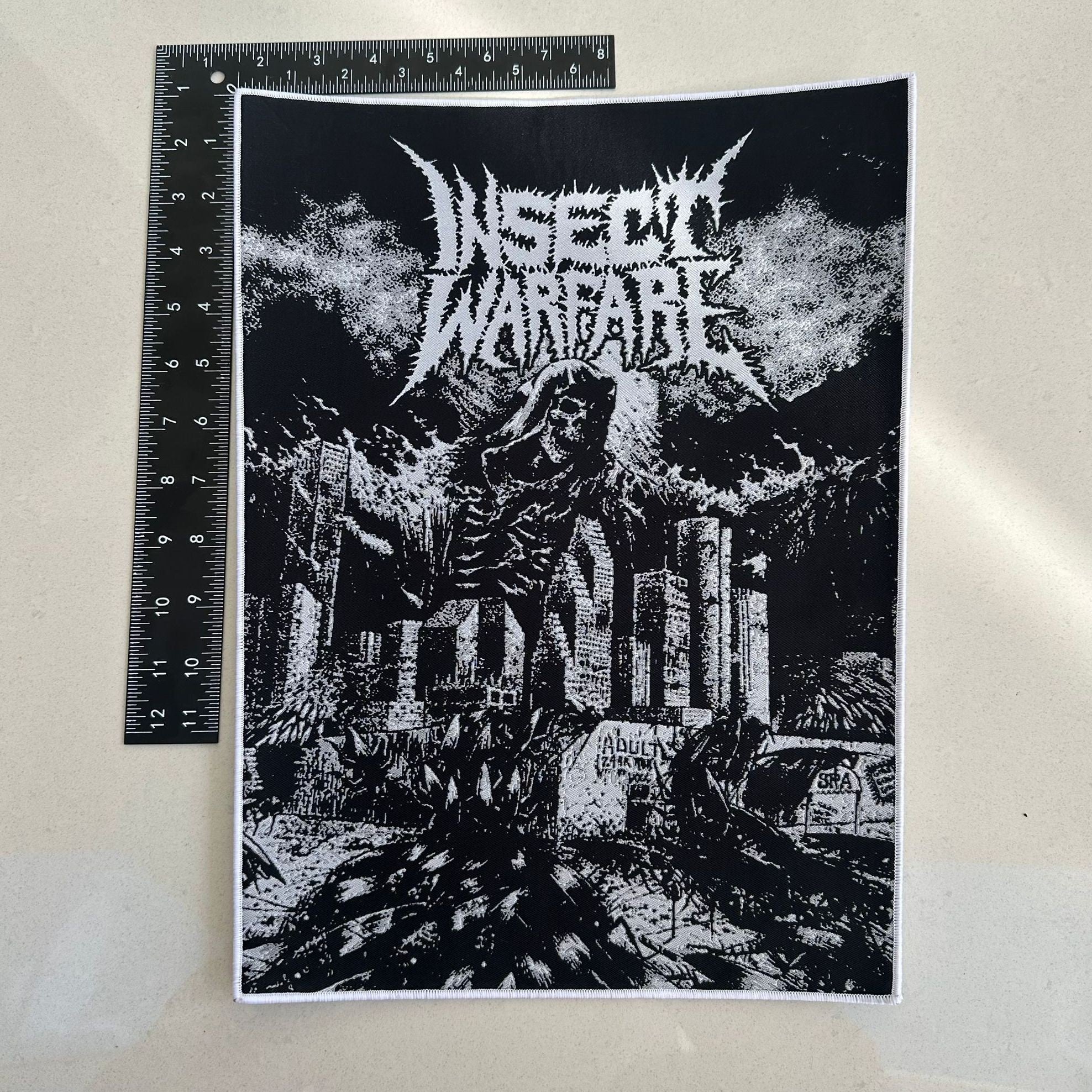 insect-warfare-world-extermination-backpatch-tiss-noir image 3