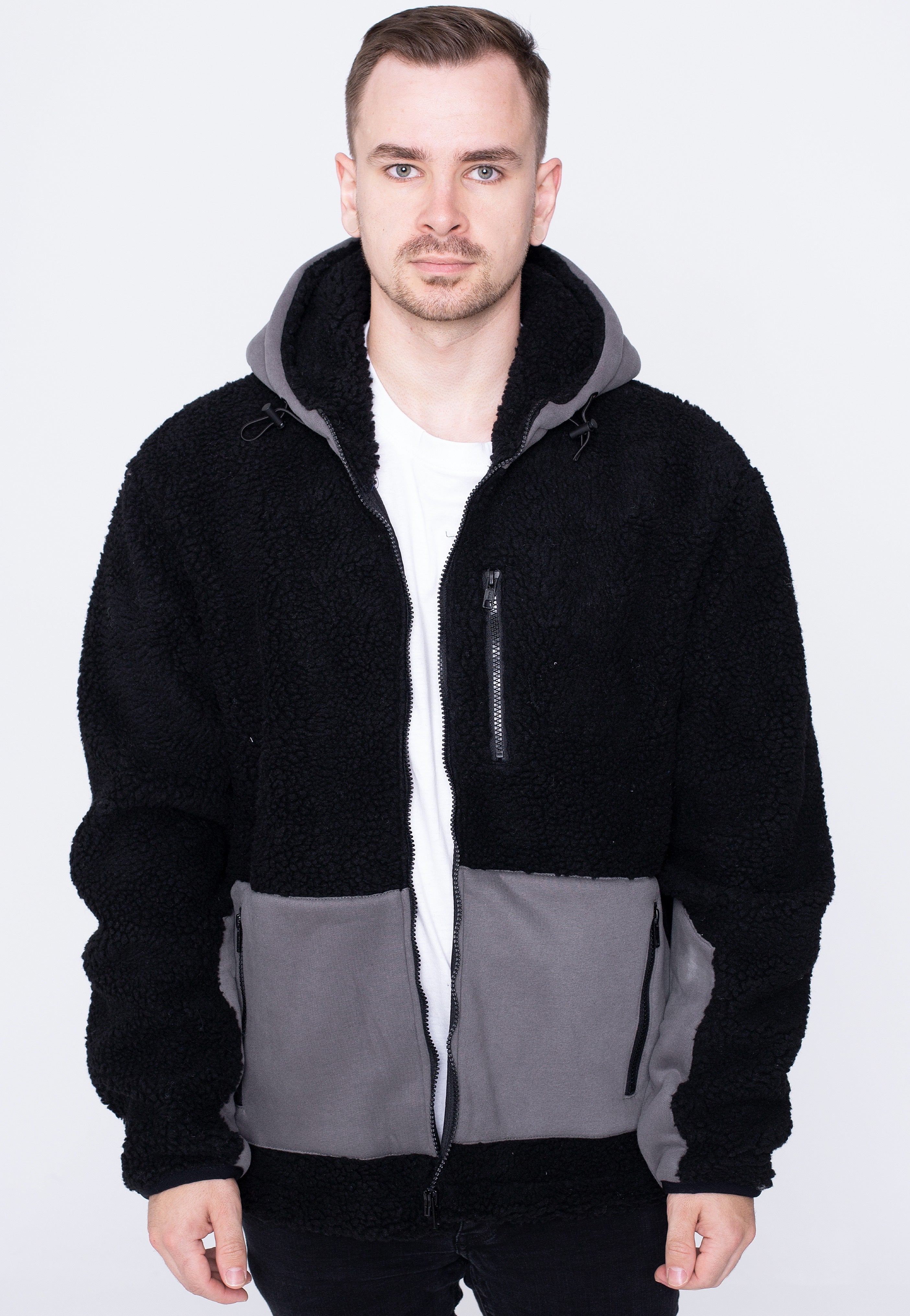 urban-classics-hooded-sherpa-veste-noire-capuche-homme image 2