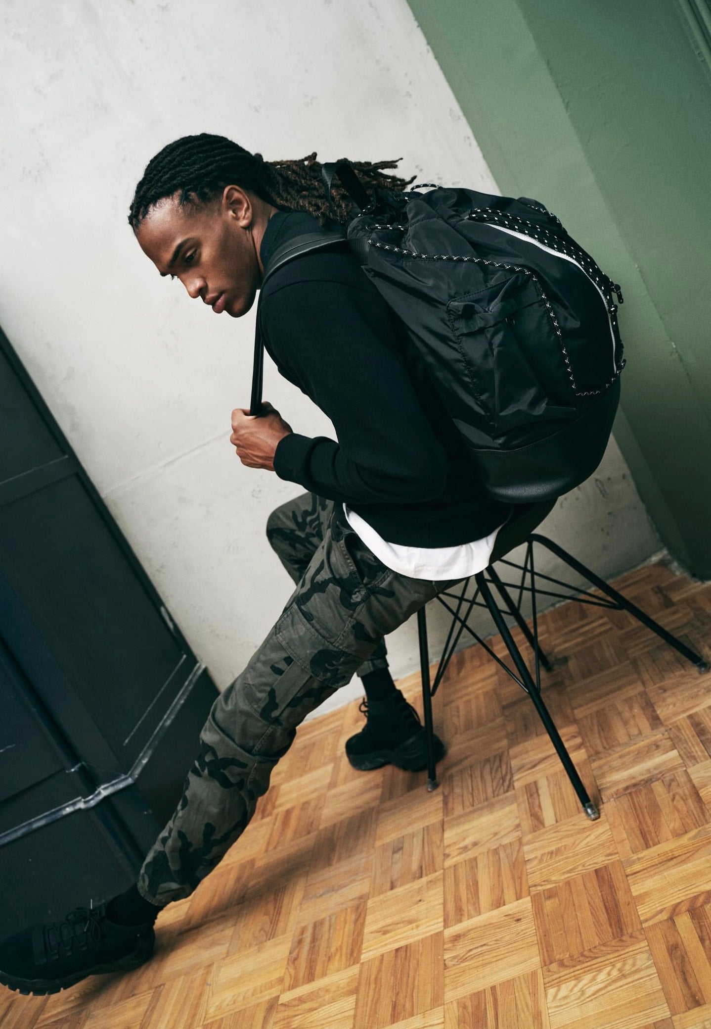 urban-classics-camo-cargo-pantalon-cargo-gris-camouflage-homme image 2