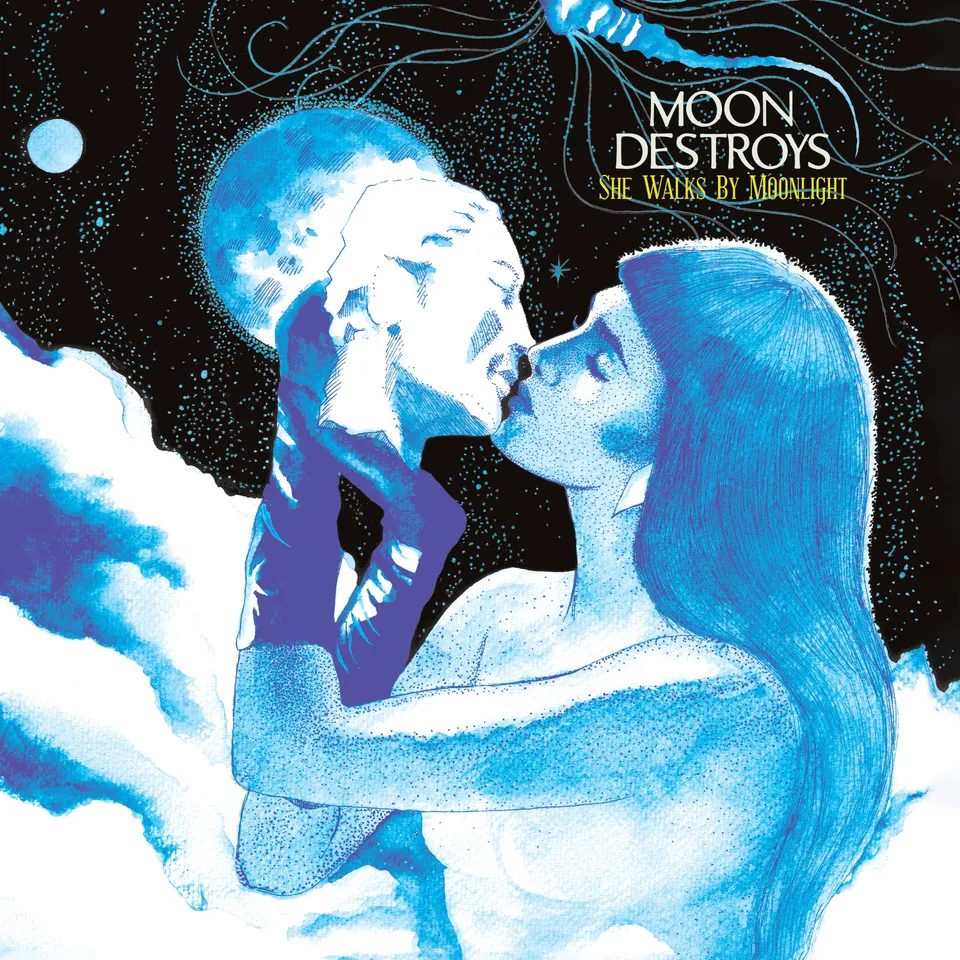 moon-destroys-she-walks-by-moonlight-vinyle-bleu-marbr image 1