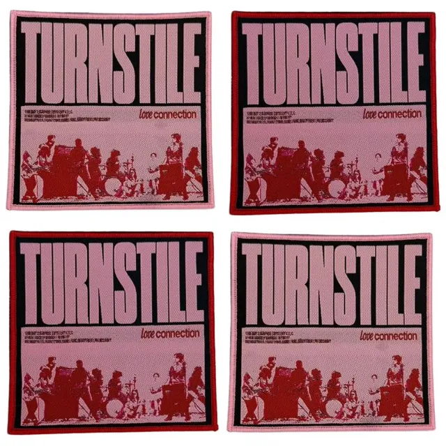 turnstile-love-connection-patch-tiss-bordure-rouge image 1