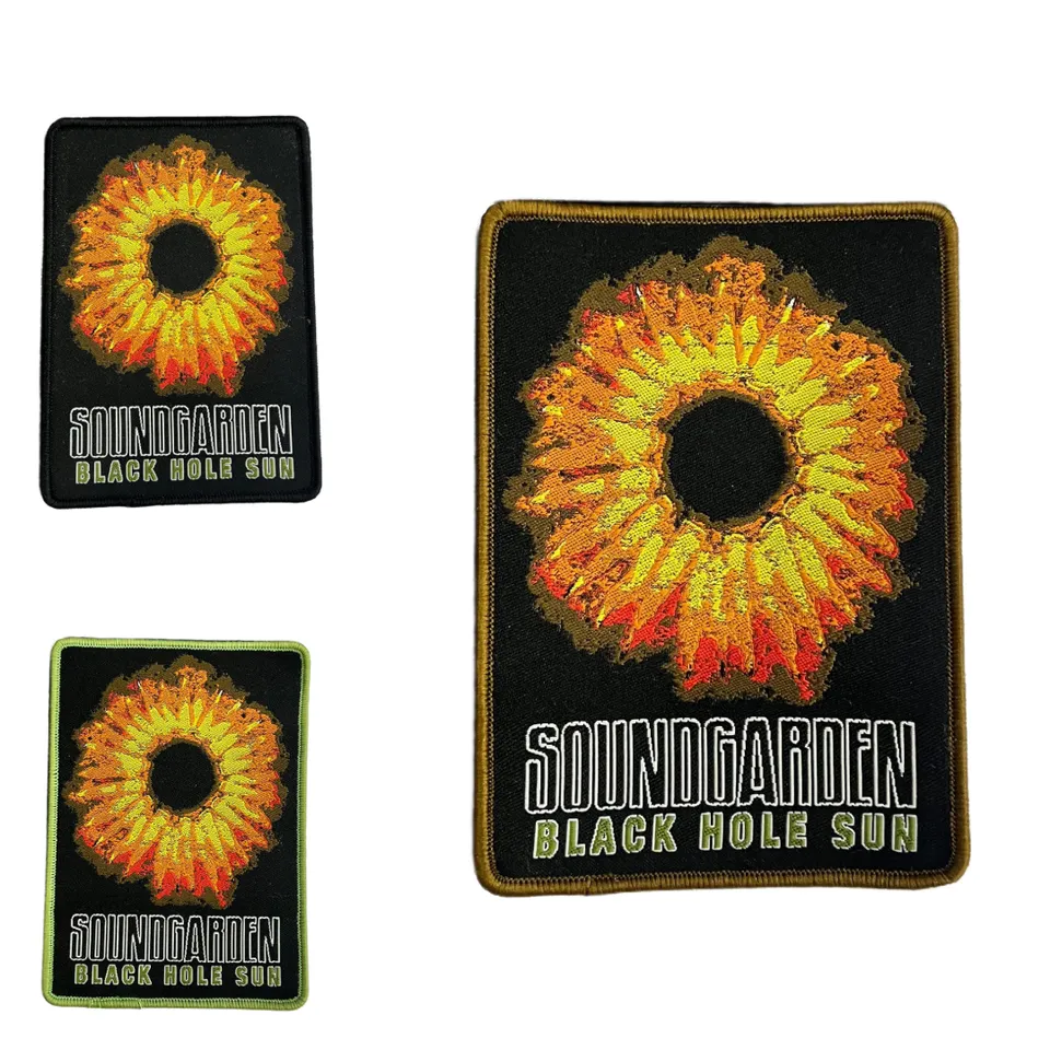 soundgarden-black-hole-sun-patch-tiss-bordure-noire image 1