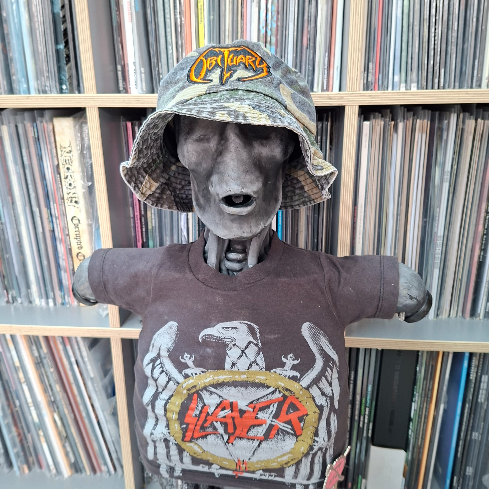 obituary-logo-orange-bob-bucket-hat-camo-vert-brod image 2