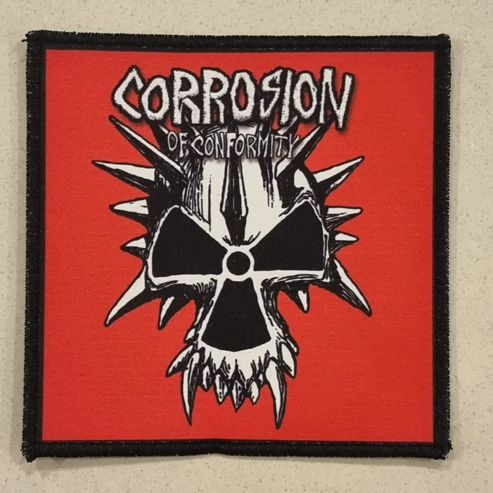 corrosion-of-conformity-red-toxic-skull-patch-petit-cusson image 1