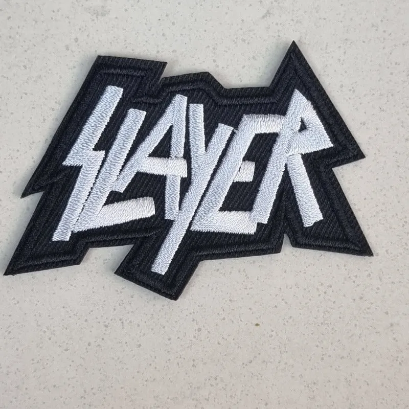 slayer-logo-white-small-patch-patch-blanc-coudre image 1