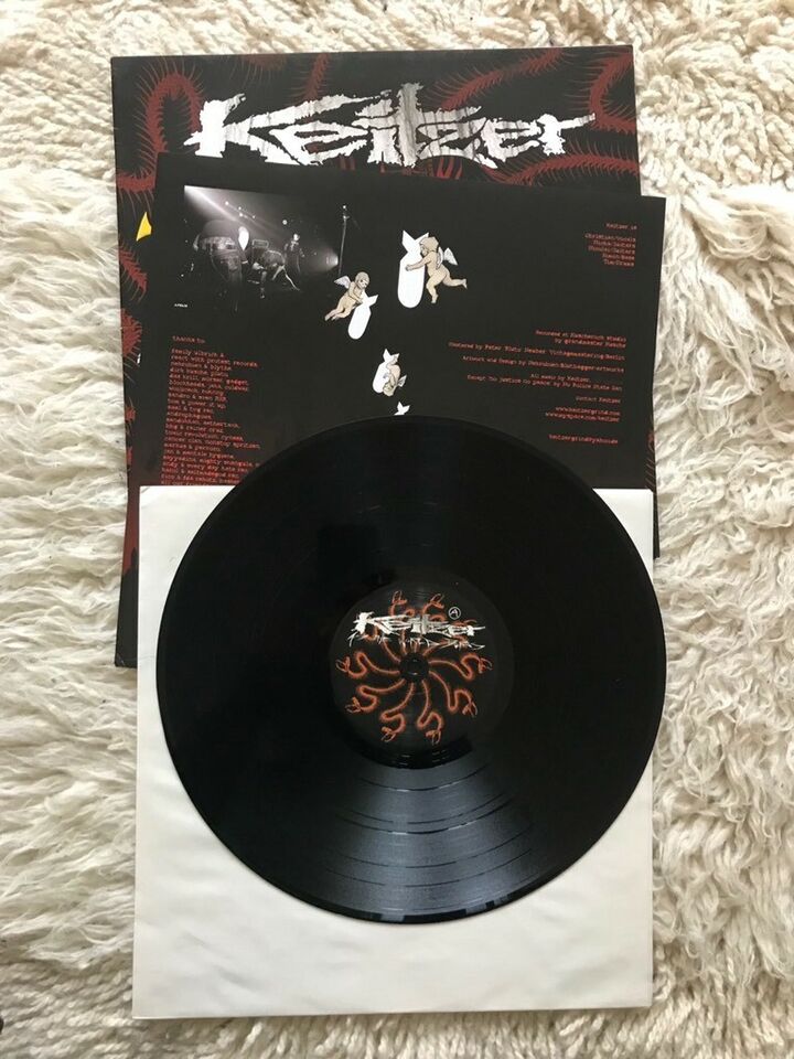 keitzer-as-the-world-burns-vinyle-lp-grindcore image 2