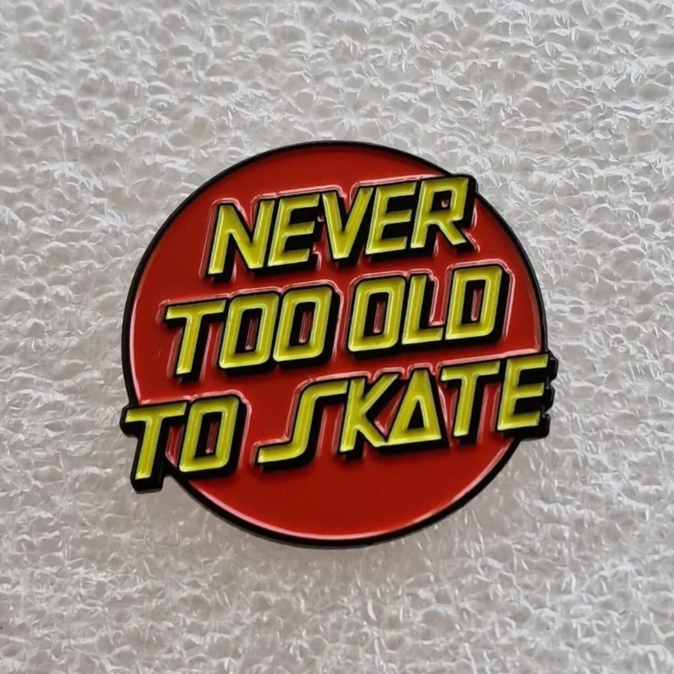 783punx-enamel-pins-never-too-old-to-skate-pin-s-petit-30mm image 1