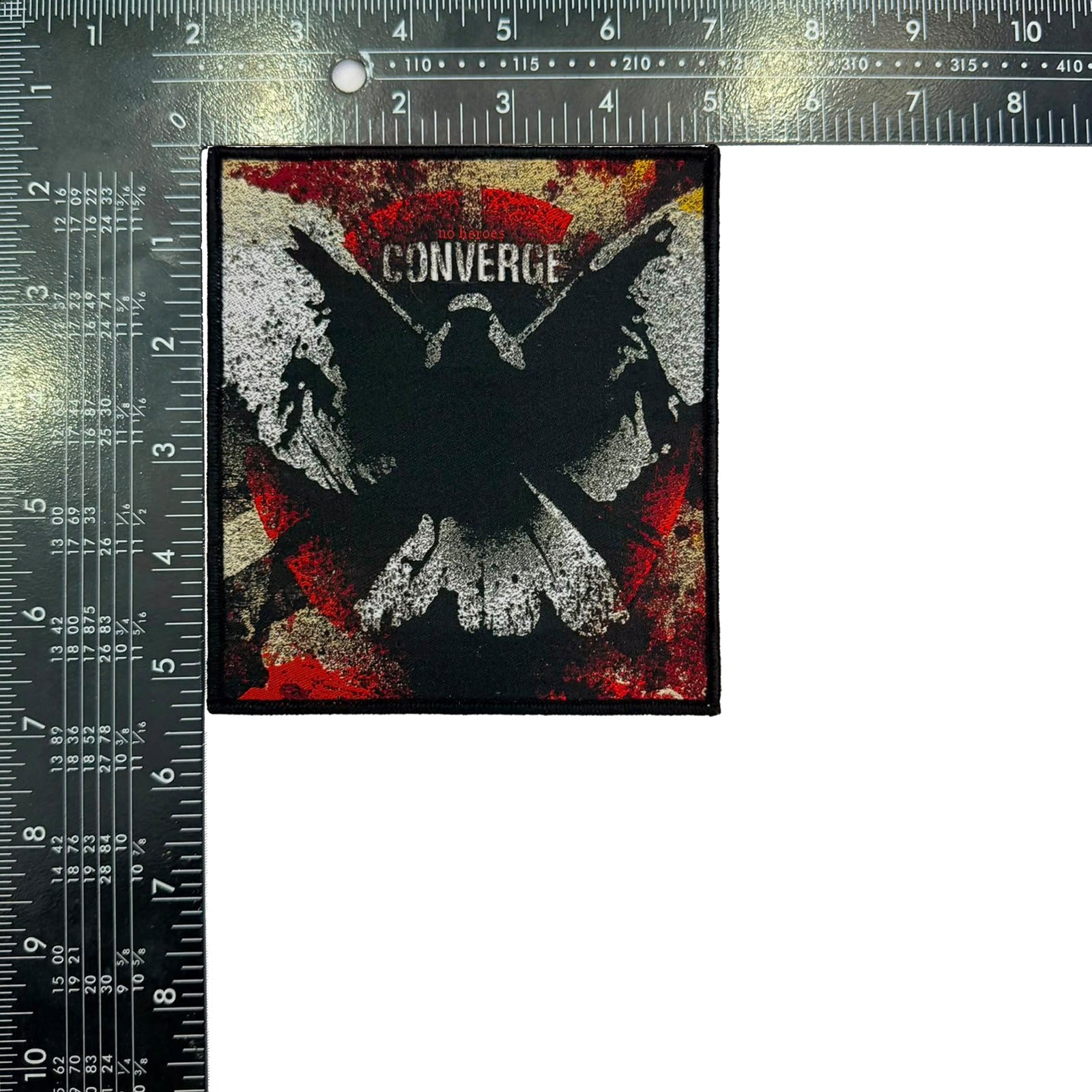 783punx-converge-no-heroes-petit-patch-tiss-bordure-rouge image 7