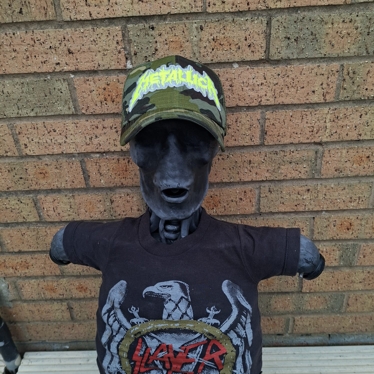metallica-splatter-casquette-trucker-camo-verte-logo-phosphorescent image 1