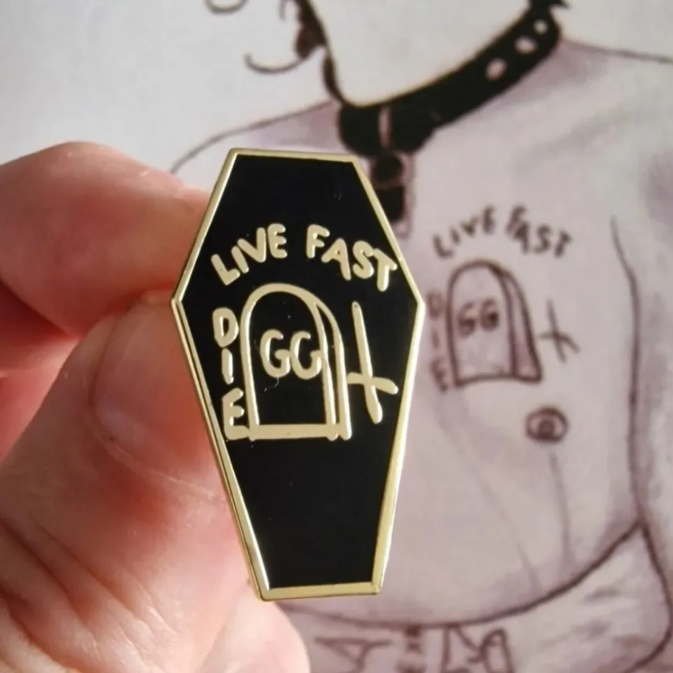 gg-allin-live-fast-die-pin-s-mail-petit-30mm image 1