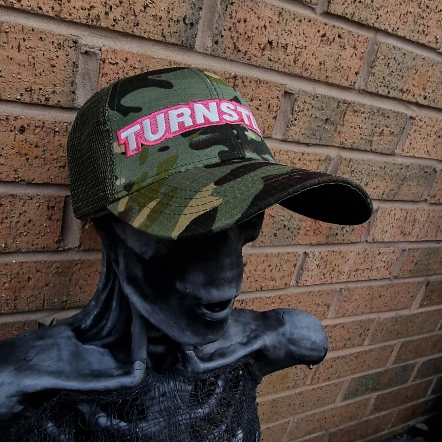 turnstile-logo-camo-casquette-trucker-phosphorescente image 3