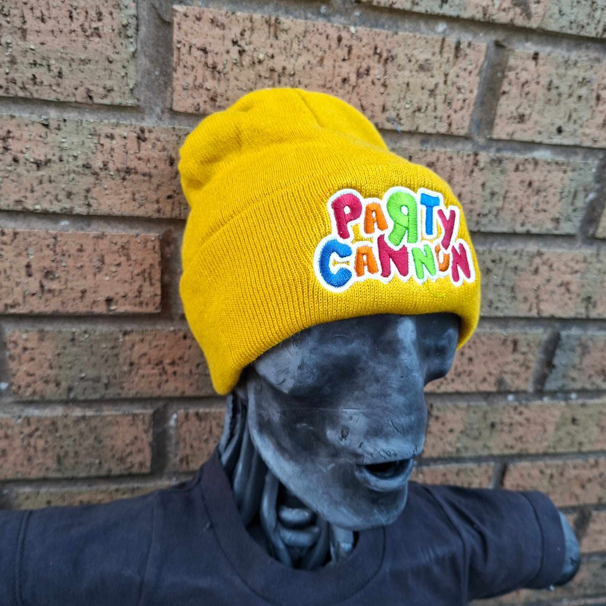 party-cannon-logo-glow-bonnet-jaune-moutarde image 4