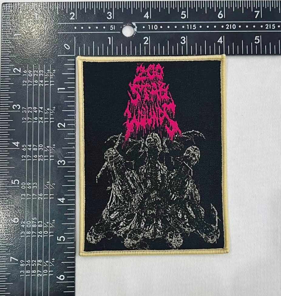200-stab-wounds-wing-skulls-patch-tiss-bordure-noire image 2
