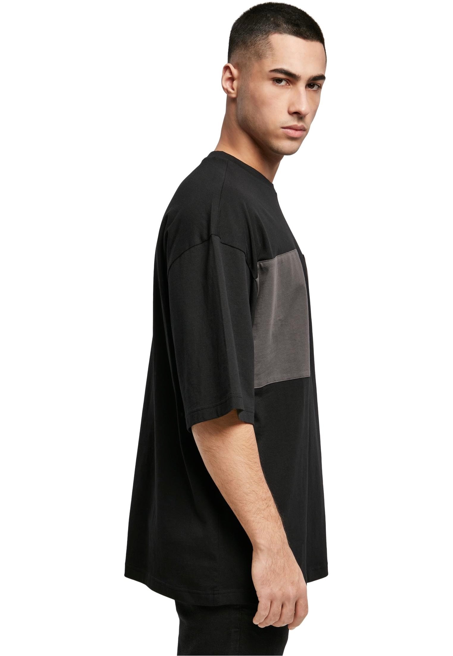 urban-classics-big-double-pocket-t-shirt-noir image 6