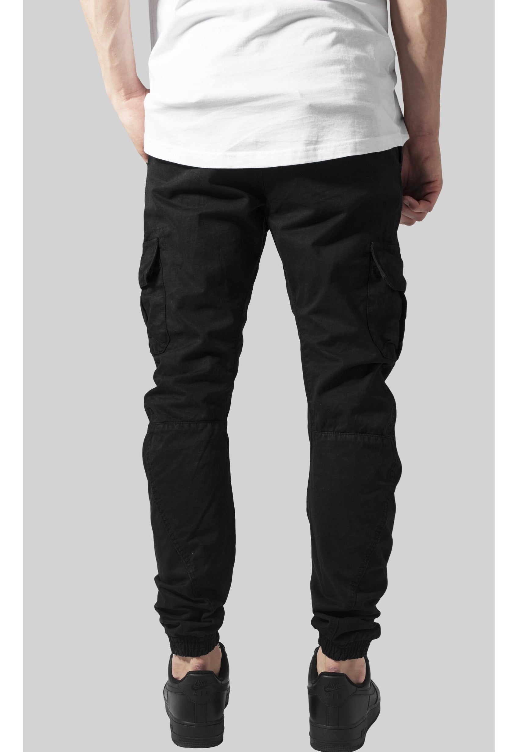 urban-classics-cargo-black-pantalon-noir-jogger image 5