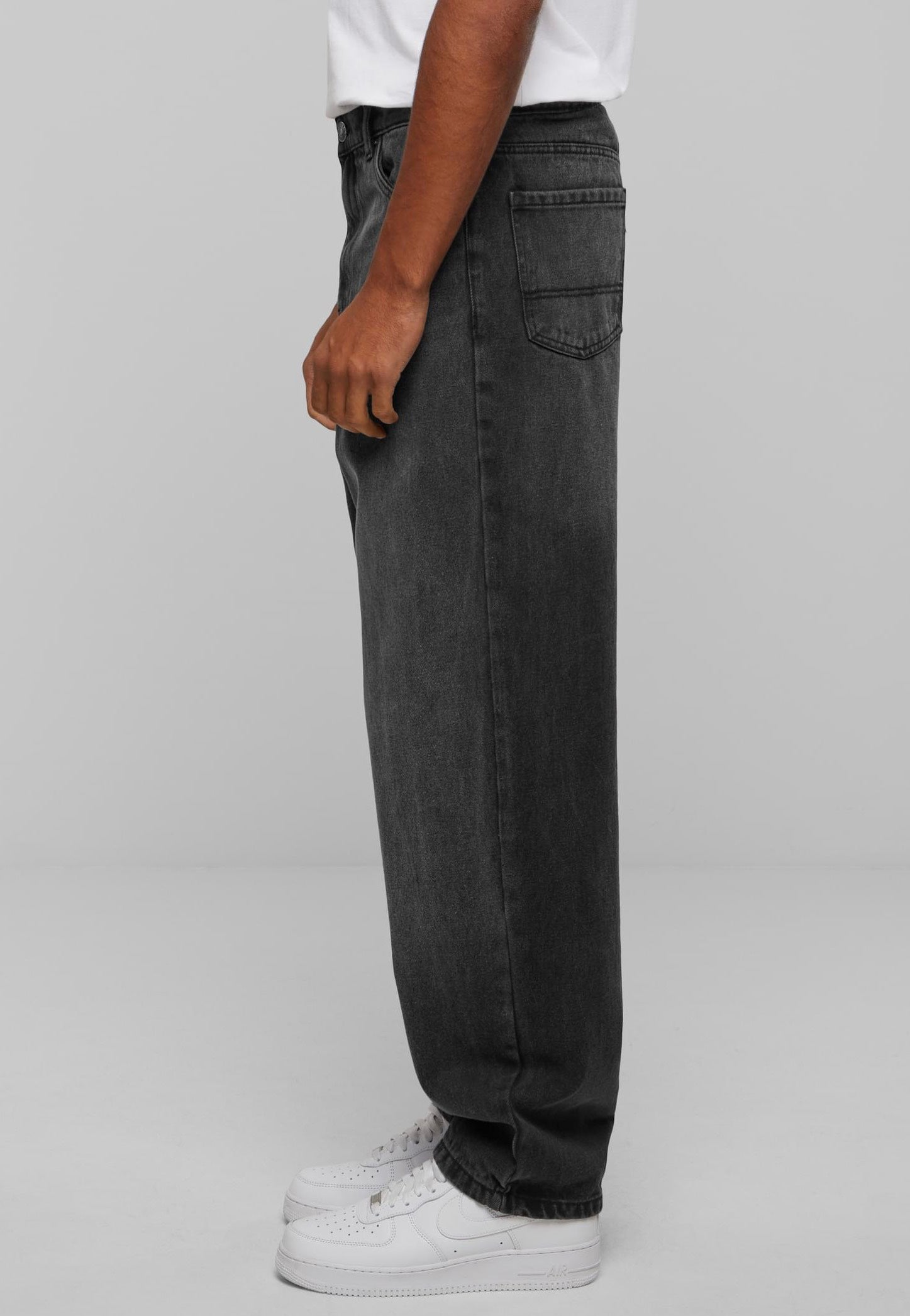 urban-classics-heavy-ounce-baggy-fit-jean-baggy-black-washed image 4