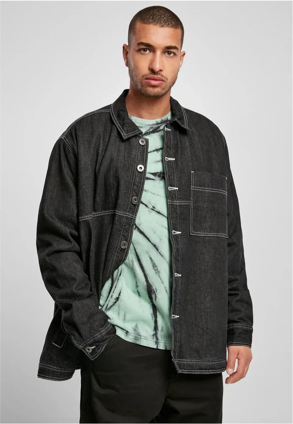 urban-classics-oversized-trucker-raw-veste-jean-noire-oversize image 1
