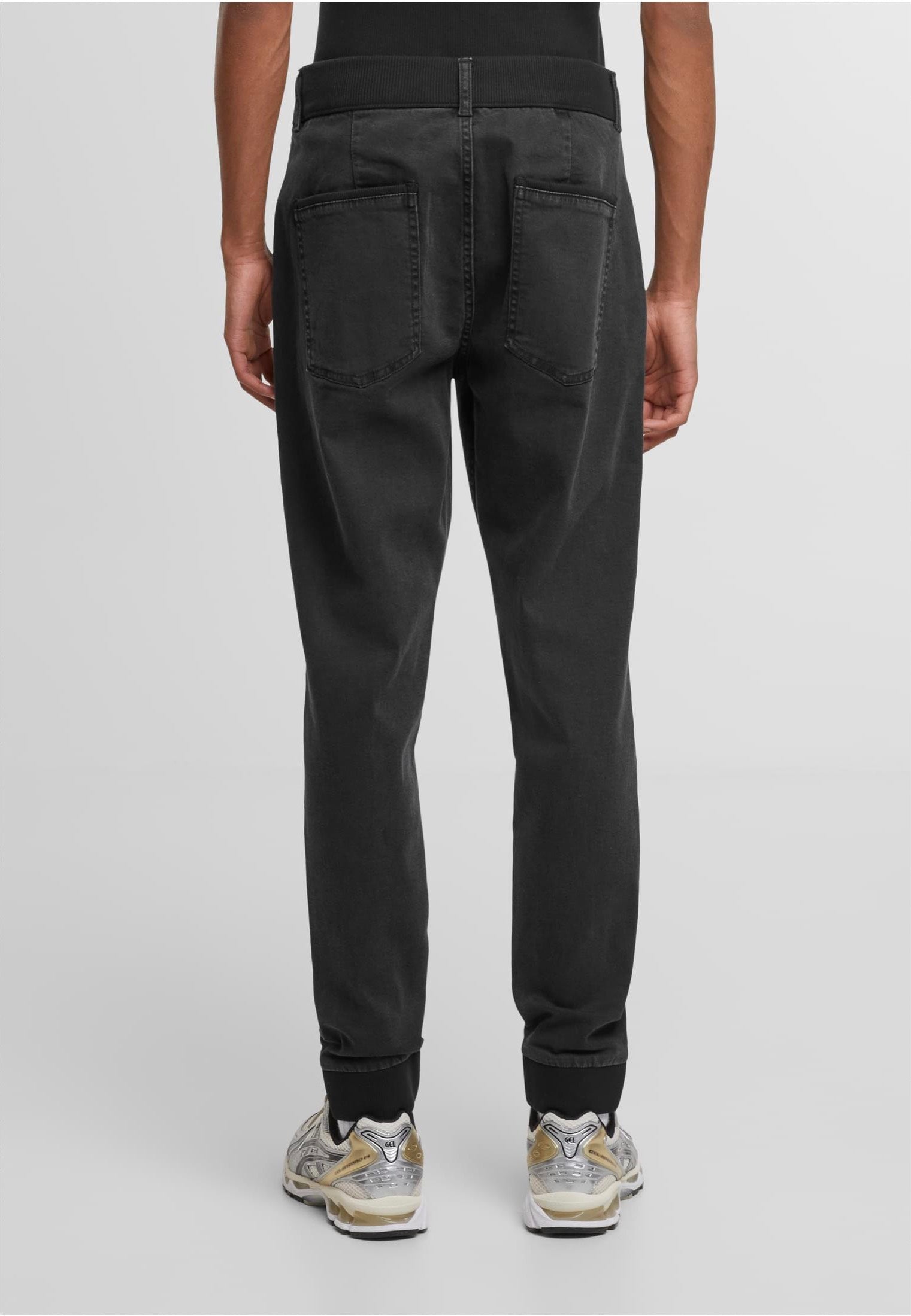 urban-classics-antifit-denim-black-washed-jean-homme image 3