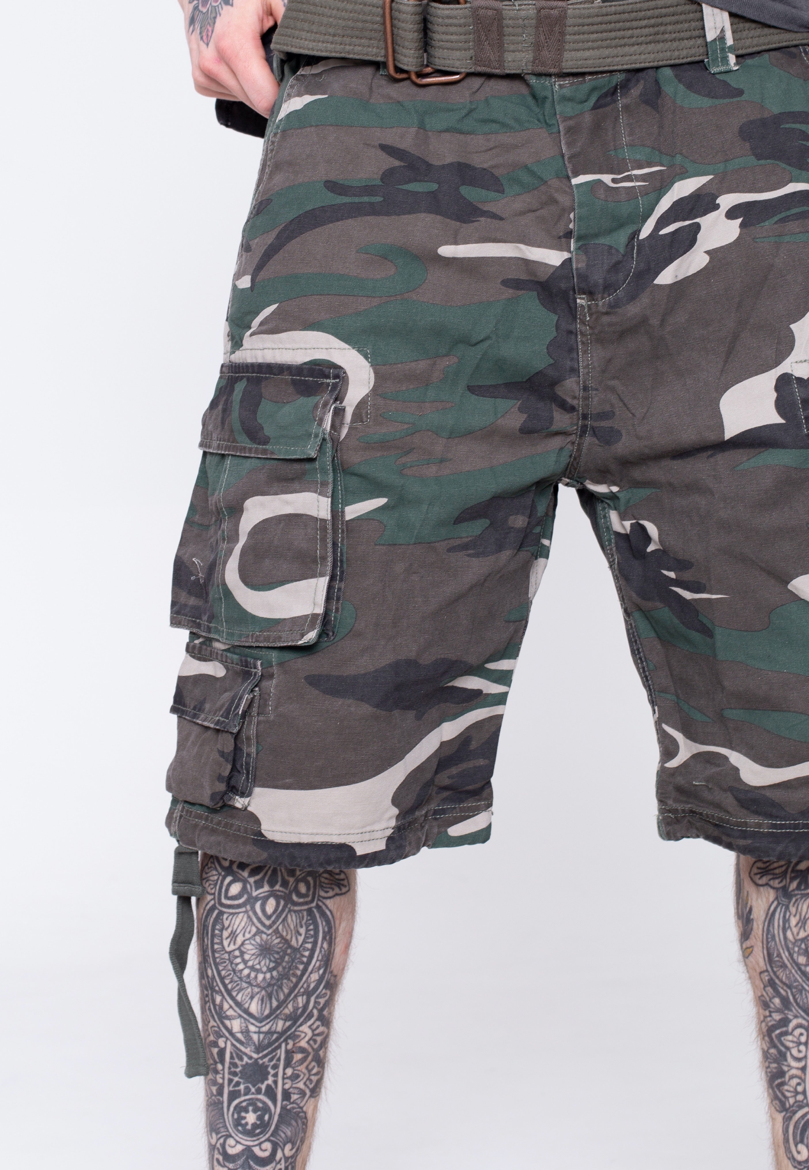 surplus-division-woodland-short-cargo-camouflage-homme image 5