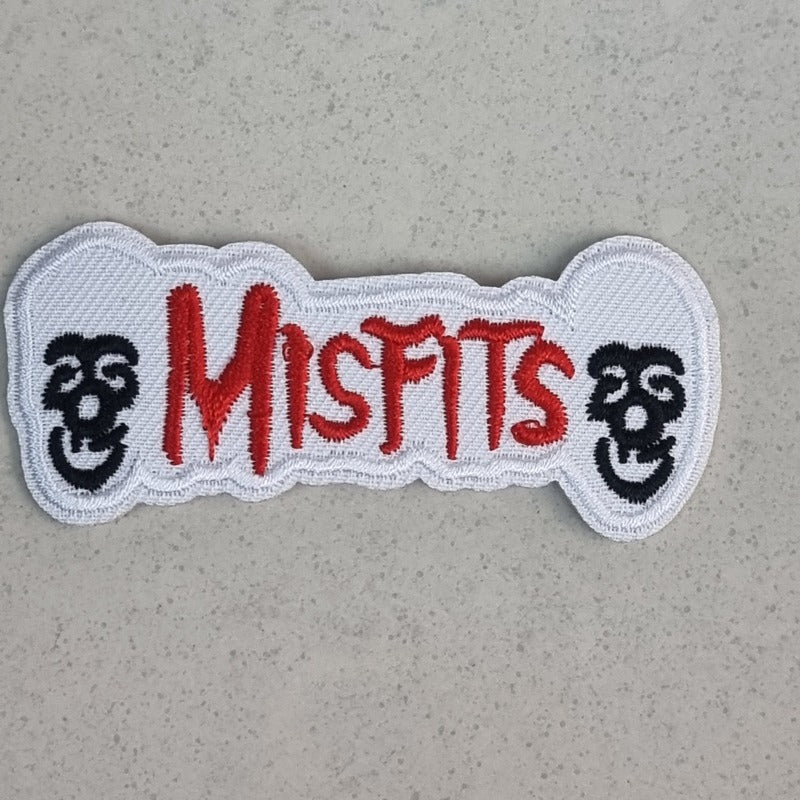 misfits-logo-blanc-patch-cusson-coudre image 1