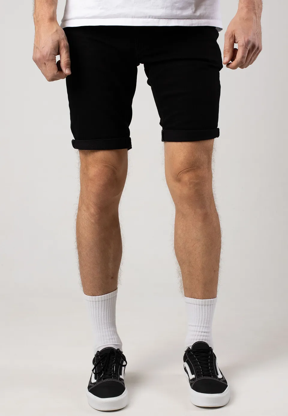 indicode-kaden-ultra-black-short-jean-noir-homme image 1
