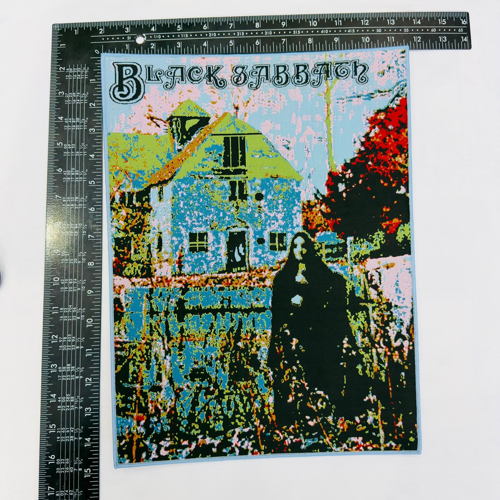 black-sabbath-backpatch-tiss-bordure-noire-pour-veste image 7