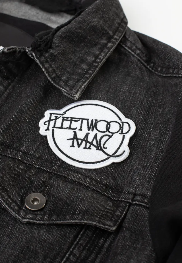 fleetwood-mac-classic-logo-patch-blanc-classic-rock image 1