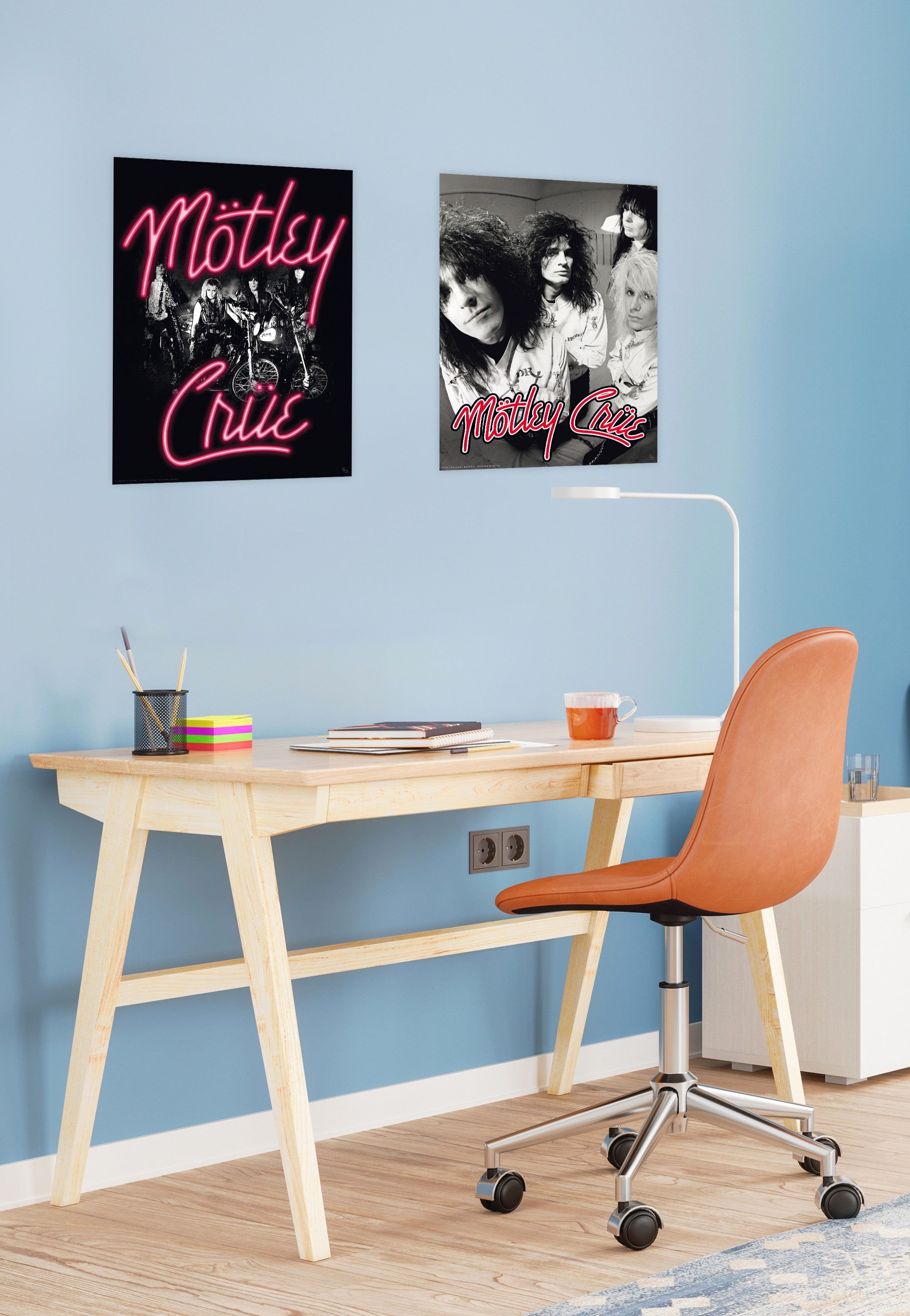 m-tley-cr-e-neon-and-straightjackets-chibi-set-poster image 5