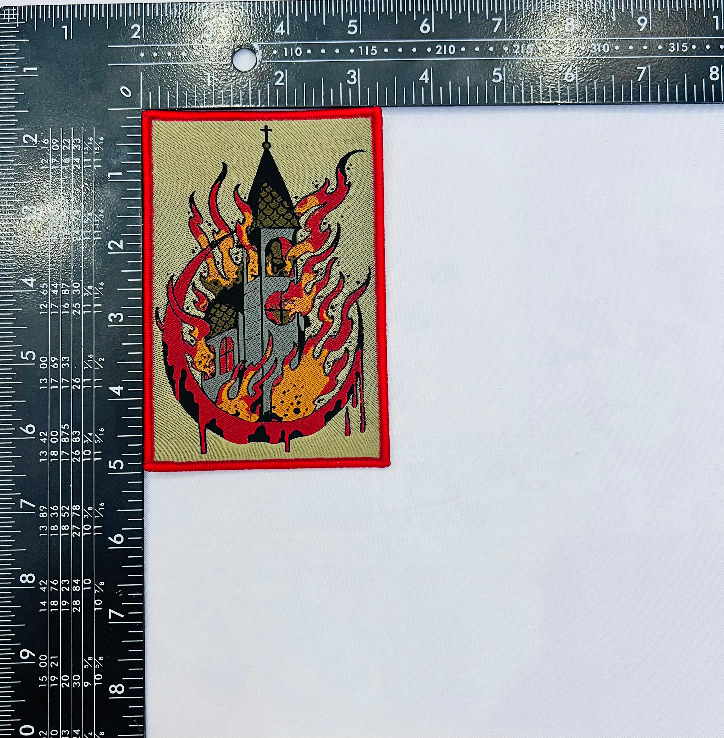 burn-your-local-church-patch-tiss-bordure-noire image 5