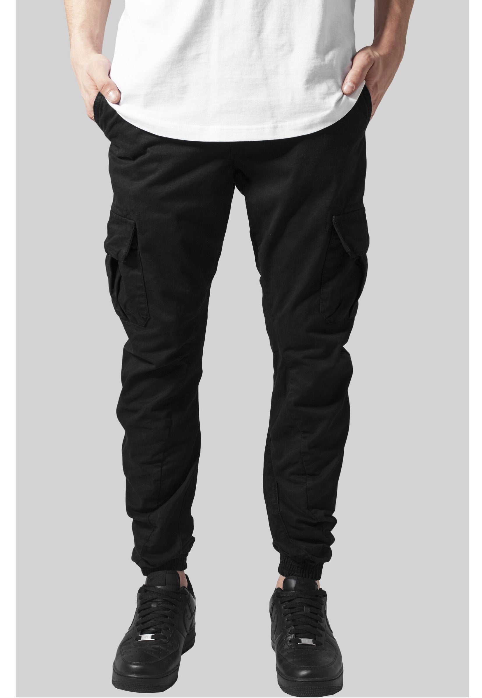 urban-classics-cargo-black-pantalon-noir-jogger image 2