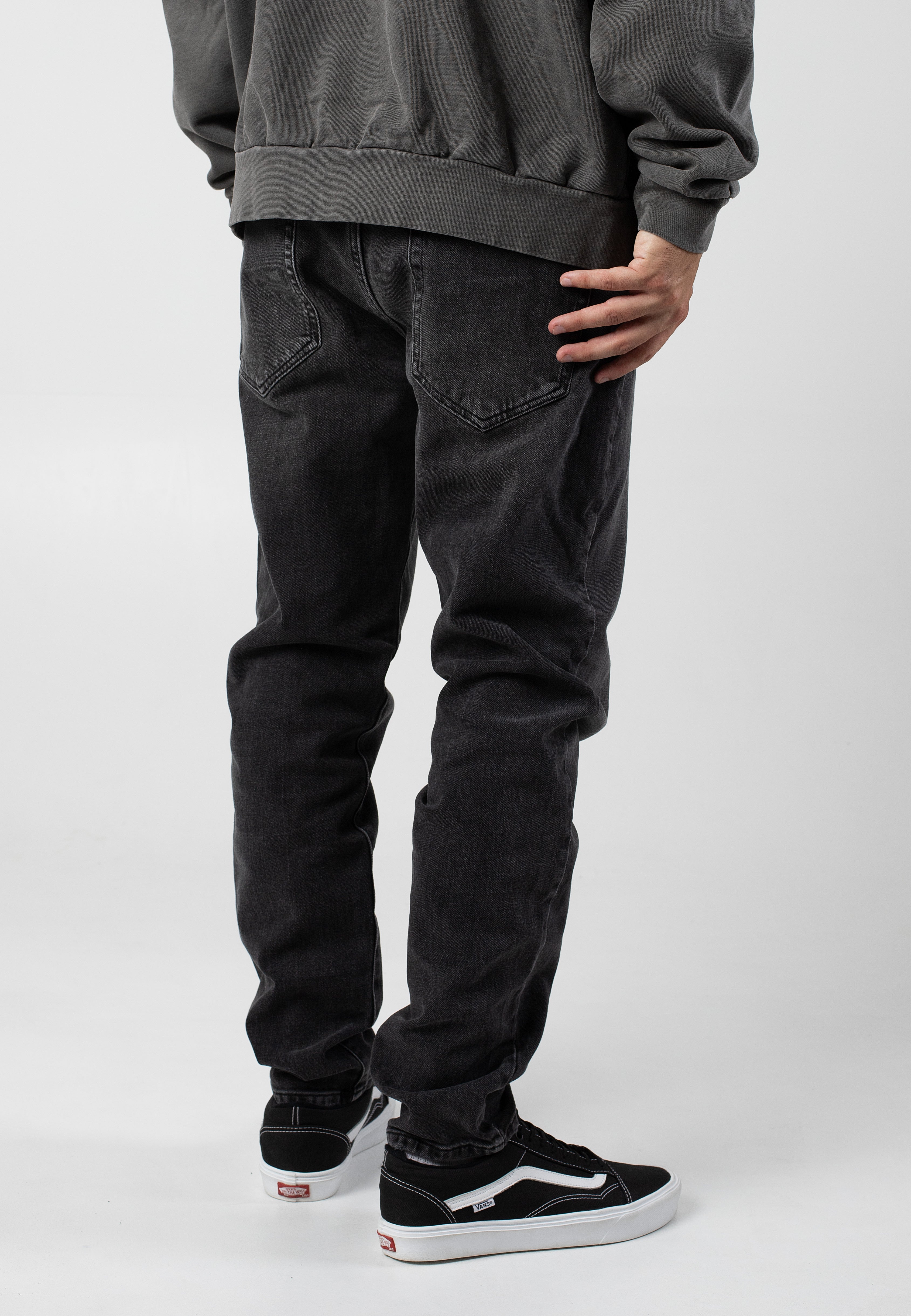 only-sons-yoke-tapered-jean-noir-black-denim-w32-l32 image 4